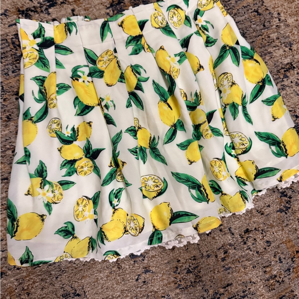 La Chapelle Sport Skort 38 skirt Lemon Print  - White and Yellow